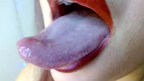 Snapshot of miss_evoleth2 chatting on February 2025 04:37:01 AM Miss Evoleth online show from February 2025 04:37:01 AM