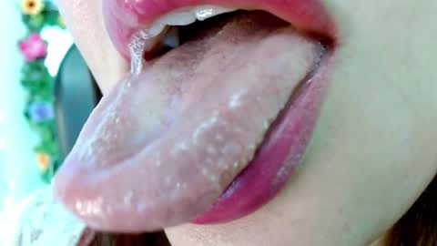Snapshot of miss_evoleth2 chatting on February 2025 03:41:02 AM Miss Evoleth online show from February 2025 03:41:02 AM