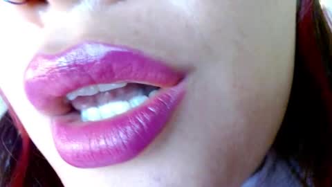 Snapshot of miss_evoleth2 chatting on February 2025 10:48:01 PM Miss Evoleth online show from February 2025 10:48:01 PM