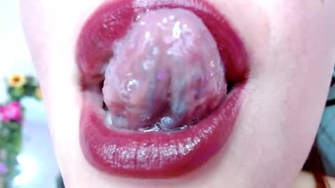 Snapshot of miss_evoleth2 chatting on February 2025 09:59:02 AM Miss Evoleth online show from February 2025 09:59:02 AM