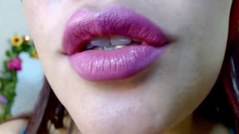 Snapshot of miss_evoleth2 chatting on March 2025 02:18:02 PM Miss Evoleth online show from March 2025 02:18:02 PM