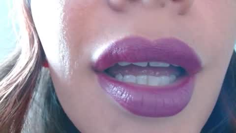 Snapshot of miss_evoleth2 chatting on October 2025 09:19:02 PM Miss Evoleth online show from October 2025 09:19:02 PM