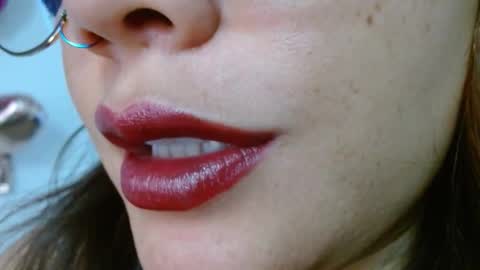 Snapshot of miss_evoleth2 chatting on November 2025 01:45:01 PM Miss Evoleth online show from November 2025 01:45:01 PM