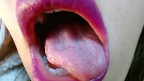 Snapshot of miss_evoleth2 chatting on November 2025 09:26:02 AM Miss Evoleth online show from November 2025 09:26:02 AM