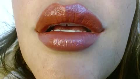 Snapshot of miss_evoleth2 chatting on November 2025 02:17:02 AM Miss Evoleth online show from November 2025 02:17:02 AM