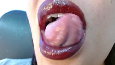 Miss Evoleth online show from January 2026 10:08:02 AM