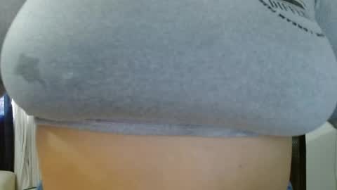 Miss Evoleth online show from May 2026 12:33:01 PM