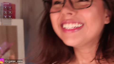 Snapshot of miss_galaxxia chatting on December 2024 10:13:01 PM  Elisabeth  IG galax xxia       online show from December 2024 10:13:01 PM