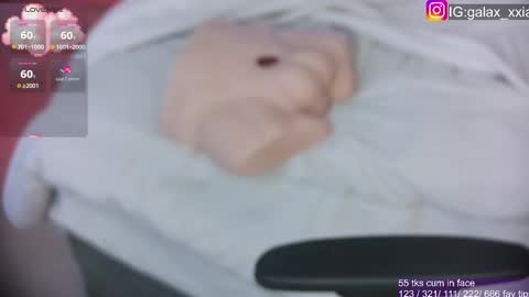 Snapshot of miss_galaxxia chatting on March 2025 07:38:01 PM  Elisabeth  IG galax xxia       online show from March 2025 07:38:01 PM