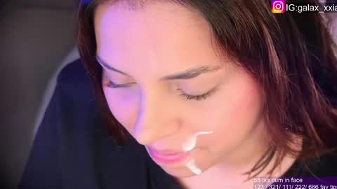 Snapshot of miss_galaxxia chatting on March 2025 11:04:02 PM  Elisabeth  IG galax xxia       online show from March 2025 11:04:02 PM