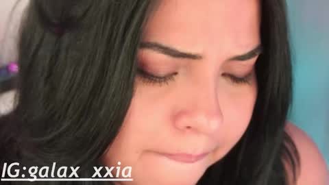 Snapshot of miss_galaxxia chatting on October 2025 08:53:02 PM  Elisabeth  IG galax xxia       online show from October 2025 08:53:02 PM