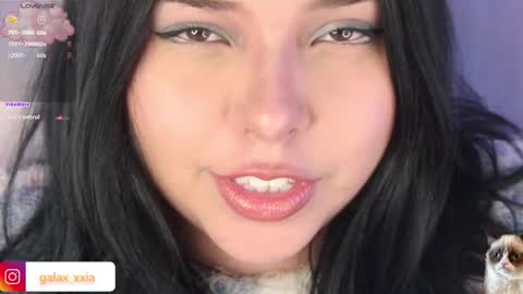 Snapshot of miss_galaxxia chatting on November 2025 09:58:01 PM Elisabeth IG galax xxia online show from November 2025 09:58:01 PM