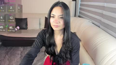 insta    online show from January 2025 10:51:02 PM