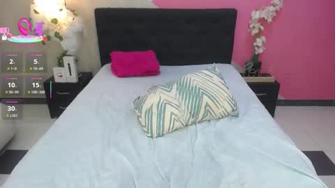 Snapshot of miss_honey1 chatting on September 2025 01:49:02 AM miss_honey1 online show from September 2025 01:49:02 AM