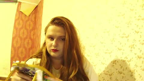 Snapshot of miss_iriss chatting on May 2026 06:35:02 PM Miss Iriss online show from May 2026 06:35:02 PM