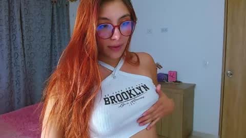 Snapshot of miss_issaa chatting on January 2025 10:30:01 AM Isabella online show from January 2025 10:30:01 AM