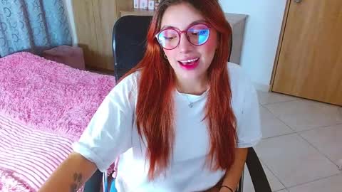 Snapshot of miss_issaa chatting on March 2025 09:29:01 AM Isabella online show from March 2025 09:29:01 AM