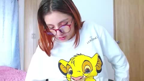Snapshot of miss_issaa chatting on March 2025 12:41:02 PM Isabella online show from March 2025 12:41:02 PM