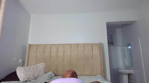 Snapshot of miss_kisha chatting on January 2026 12:16:01 AM kisha online show from January 2026 12:16:01 AM