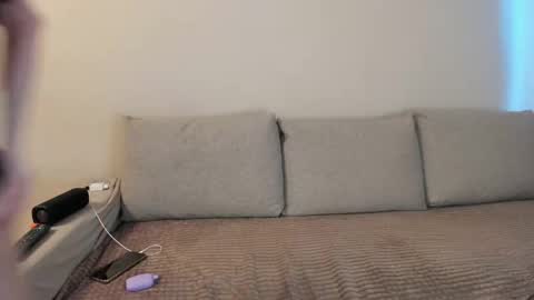 Kitty online show from October 2025 01:47:01 AM