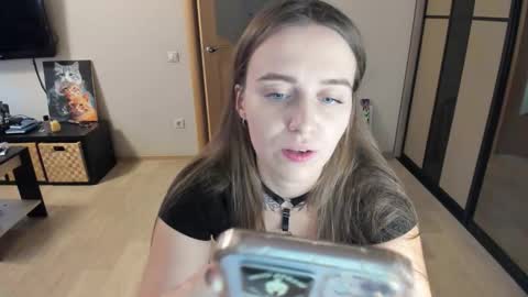 Kitty online show from October 2025 07:25:01 AM