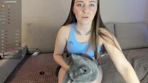 Kitty online show from May 2026 02:28:01 AM