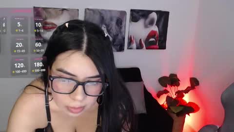 Snapshot of miss_laiila chatting on March 2026 12:25:02 AM Laila online show from March 2026 12:25:02 AM