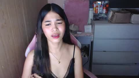 Snapshot of miss_lei18 chatting on March 2025 04:24:01 AM leii online show from March 2025 04:24:01 AM