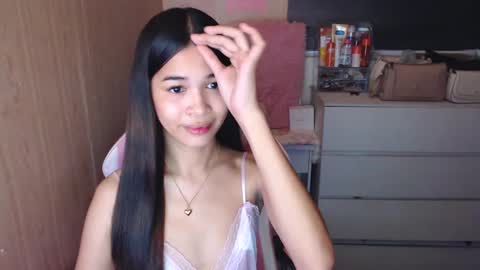 Snapshot of miss_lei18 chatting on March 2025 04:19:01 AM leii online show from March 2025 04:19:01 AM
