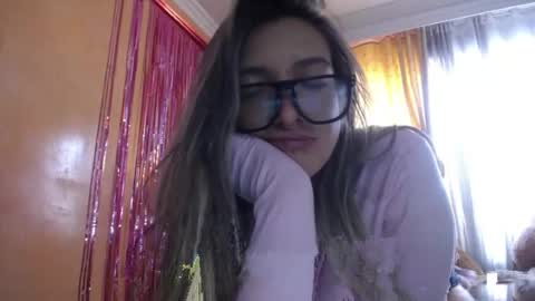lilieth  online show from May 2026 09:09:02 PM