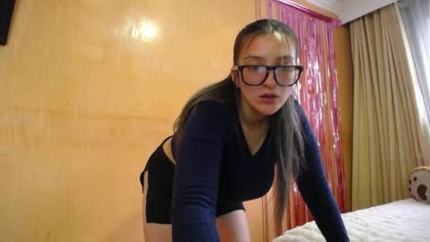 lilieth  online show from May 2026 02:13:01 PM