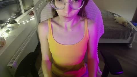 Miss Lina online show from July 2026 07:51:01 PM