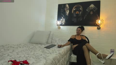Snapshot of miss_lucero1 chatting on January 2025 05:53:02 AM lucero online show from January 2025 05:53:02 AM