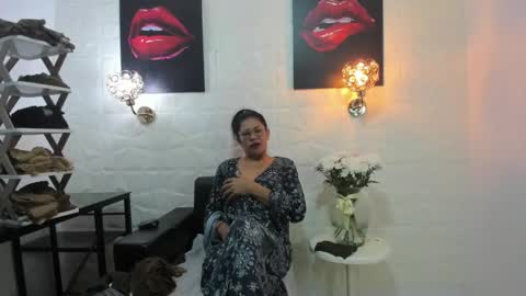 Snapshot of miss_lucero1 chatting on March 2025 02:15:02 AM lucero online show from March 2025 02:15:02 AM