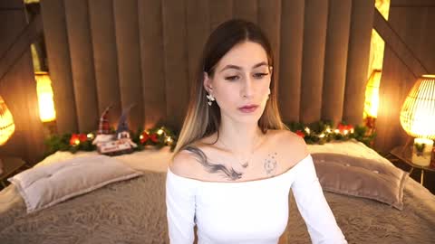 Snapshot of miss_martini chatting on December 2024 07:33:02 AM online show from December 2024 07:33:02 AM