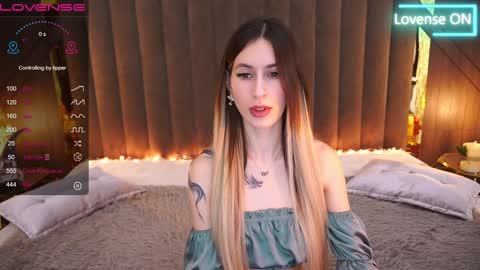 Snapshot of miss_martini chatting on January 2025 07:28:01 AM online show from January 2025 07:28:01 AM