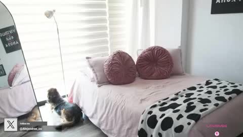 Alejandra online show from May 2026 06:16:02 PM