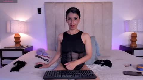 miss_milf_ online show from May 2026 08:17:02 PM