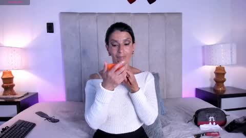 miss_milf_ online show from May 2026 08:47:02 PM
