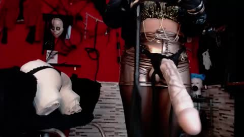 Mistress Miranda online show from November 2025 12:10:01 AM