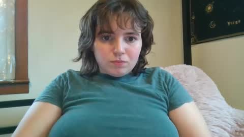 Snapshot of miss_miseryxo chatting on December 2024 07:32:02 PM bri online show from December 2024 07:32:02 PM