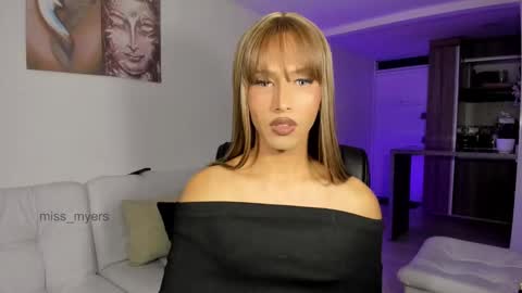 Snapshot of miss_myers chatting on October 2025 10:54:02 PM Goddess Myers thumb up is important for me kisses online show from October 2025 10:54:02 PM