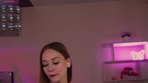 Snapshot of miss_nicoletta chatting on January 2025 05:02:02 AM Nicole online show from January 2025 05:02:02 AM