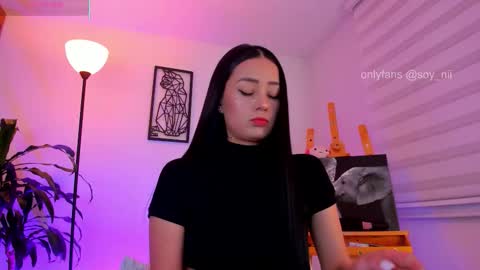 Snapshot of miss_nii chatting on October 2025 01:07:02 AM Nii online show from October 2025 01:07:02 AM