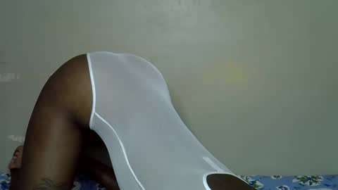 Snapshot of miss_pretty1 chatting on January 2026 05:33:02 AM miss_pretty1 online show from January 2026 05:33:02 AM