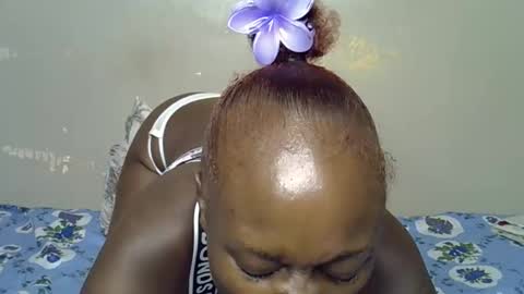 Snapshot of miss_pretty1 chatting on January 2026 06:42:02 PM miss_pretty1 online show from January 2026 06:42:02 PM