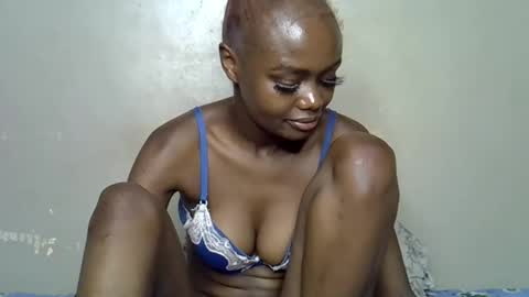 Snapshot of miss_pretty1 chatting on January 2026 07:19:02 PM miss_pretty1 online show from January 2026 07:19:02 PM