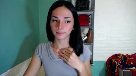 Snapshot of miss_rona_xoxo chatting on March 2026 11:43:02 AM Rona online show from March 2026 11:43:02 AM