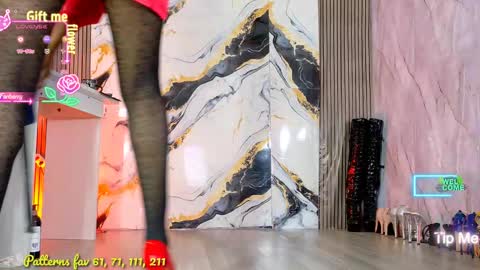 Snapshot of miss_shannell chatting on October 2025 12:53:01 AM Shannell online show from October 2025 12:53:01 AM