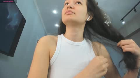 Snapshot of miss_shine_ chatting on December 2024 04:04:02 AM Miss shine online show from December 2024 04:04:02 AM